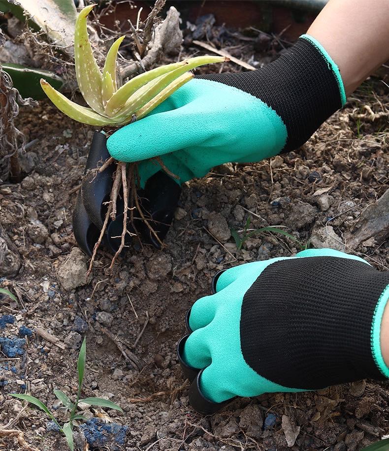 Garden Gloves with Claws for Digging, Claw Gardening Gifts